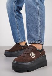 Brązowe Sneakersy Vices na Grubej Podeszwie z Metaliczną Ozdobą Tatorelis. Brązowe obuwie sportowe damskie Born2be, z aplikacjami, z jeansu. Za 129.99 zł.