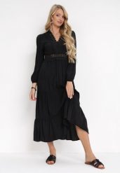 Czarna Rozkloszowana Sukienka z Koronką Brightyn. Czarne sukienki damskie Born2be, na imprezę, l, z aplikacjami, z koronki, bez kołnierzyka, bez ramiączek, maxi, rozkloszowane. Za 84.99 zł.