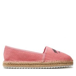 Espadryle Tommy Jeans. Czerwone espadryle damskie Tommy Jeans, bez wzorów, z jeansu, bez obcasa, bez zapięcia. Za 179.99 zł.