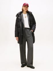 Tommy Hilfiger płaszcz puchowy Kobiety Sztuczne włókno czarny, S. Czarne płaszcze damskie Tommy Hilfiger, s, bez wzorów, z puchu, bez kaptura. Za 949.95 zł.