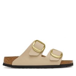 Klapki Birkenstock. Brązowe klapki damskie Birkenstock, bez wzorów, bez obcasa. Za 539.99 zł.