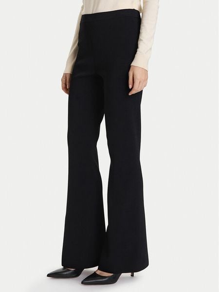 TWINSET Spodnie materiałowe 252TP3206 Czarny Flare Fit. Czarne spodnie materiałowe damskie Twinset, xl, bez wzorów, z materiału. Za 502.99 zł.