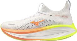 Mizuno Buty do biegania MIZUNO NEO VISTA 3 (J1GW261071) 39. Obuwie sportowe damskie Mizuno, bez wzorów, do biegania. Za 575.40 zł.