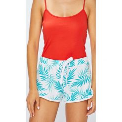 Tally Weijl - Szorty. Szare szorty damskie TALLY WEIJL, z bawełny, casualowe. W wyprzedaży za 24.90 zł.