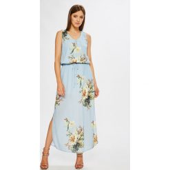 Only - Sukienka Carla. Szare sukienki damskie Only, z poliesteru, casualowe, z okrągłym kołnierzem. W wyprzedaży za 139.90 zł.