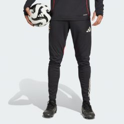 Spodnie Benfica Tiro 25 Competition Training. Czarne spodnie sportowe męskie Adidas, xs, bez wzorów, z dresówki, do piłki nożnej. Za 279.00 zł.