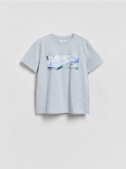 T-shirt z nadrukiem - jasnoniebieski. Niebieskie t-shirty damskie Reserved, l, bez wzorów, z bawełny, bez kołnierzyka. Za 49.99 zł.