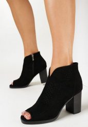 Czarne Botki z Ażurową Cholewką Peep Toe Arriavinia. Czarne botki damskie Born2be, z otwartym noskiem, bez obcasa, na obcasie, bez zapięcia. Za 119.99 zł.