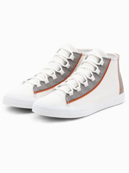 Męskie buty trampki z kontrastującymi elementami - białe V1. Białe trampki męskie Ombre Clothing, bez wzorów, z gumy, przed kolano, bez zapięcia. W wyprzedaży za 89.99 zł.