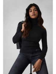Guess Golf 183992 Czarny Classic Fit. Czarne swetry damskie Guess, s, z aplikacjami, bez kołnierzyka, bez ramiączek, bez kaptura. Za 344.99 zł.