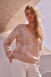 Sweter z Dekoltem w Serek - Pudrowy. Brązowe swetry damskie MOE, l, bez wzorów, z materiału, bez kołnierzyka, bez ramiączek, bez kaptura. Za 209.90 zł.