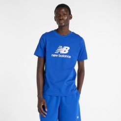 Koszulka męska New Balance MT41502BUM – niebieska. Niebieskie koszulki sportowe męskie New Balance, m, bez wzorów, z bawełny, bez kołnierzyka, bez ramiączek. Za 139.99 zł.