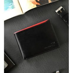 Portfel męski czarny z czerwoną wstawką Ronaldo N992-VT BLACK-RED. Czarne portfele męskie RONALDO, bez wzorów, ze skóry. Za 65.00 zł.