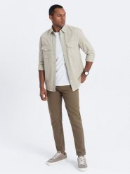 Spodnie męskie chino o dopasowanym kroju - oliwkowe V3 OM-PACP-0151 - XXL. Zielone spodnie materiałowe męskie Ombre Clothing, l, bez wzorów, z bawełny. Za 179.99 zł.