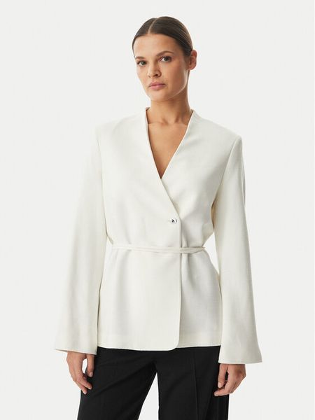 Calvin Klein Marynarka LV044F408G Kremowy Regular Fit. Białe żakiety damskie Calvin Klein, m, bez wzorów, z wiskozy. Za 641.99 zł.