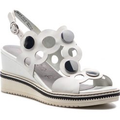 Sandały TAMARIS - 1-28351-22 White 100. Klapki damskie marki Tamaris. Za 239.90 zł.