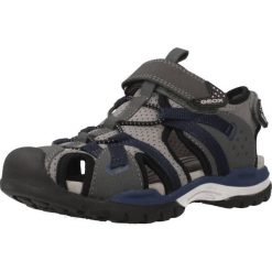 Sandały Geox Model J Borealis Boy. Szare sandały męskie Geox, z syntetyku, bez zapięcia. Za 152.99 zł.