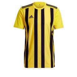 Koszulka do piłki nożnej męska Adidas Striped 21. Czarne koszulki sportowe męskie Adidas, m, bez wzorów, bez kołnierzyka, bez ramiączek, do piłki nożnej. Za 131.10 zł.