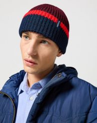 WRANGLER MĘSKA CZAPKA ZIMOWA SIGN OFF BEANIE DAHLIA 112356869 W0M9016299. Czapki i kapelusze męskie Wrangler, na zimę, bez wzorów. Za 79.99 zł.