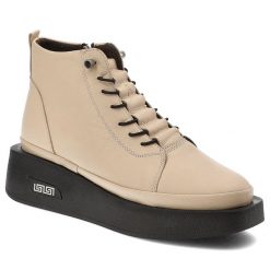 Beżowe Botki Artiker Modne Obuwie Damskie. Brązowe botki damskie Artiker, na jesień, z jeansu, eleganckie, bez obcasa, bez zapięcia. Za 259.00 zł.