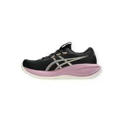 Buty do biegania damskie Asics Gel Cumulus 28. Czarne obuwie sportowe damskie Asics, bez wzorów, z materiału, do biegania. Za 765.00 zł.