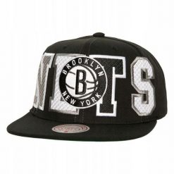 Męska Czapka Z Daszkiem Typu Snapback. Czarne czapki i kapelusze męskie BROOKLYN NETS, bez wzorów. Za 270.99 zł.