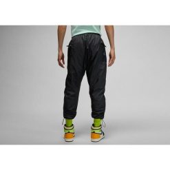 Spodnie męskie nike air jordan jumpman statement suit pants black. Czarne spodnie sportowe męskie Nike, m, bez wzorów, z dresówki, do koszykówki. Za 389.00 zł.