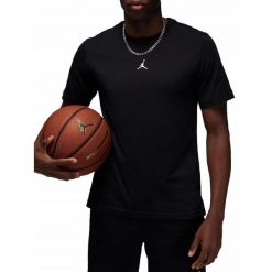KOSZULKA męska NIKE JORDAN JUMPMAN FN5829-010 sportowa małe logo czarna 2XL. Czarne koszulki sportowe męskie Jordan, l, bez wzorów, bez kołnierzyka, bez ramiączek. Za 169.00 zł.