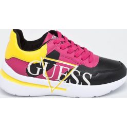 Guess Jeans - Buty Milez. Obuwie sportowe damskie Guess Jeans, z aplikacjami, z gumy, Adidas Advantage. W wyprzedaży za 359.90 zł.