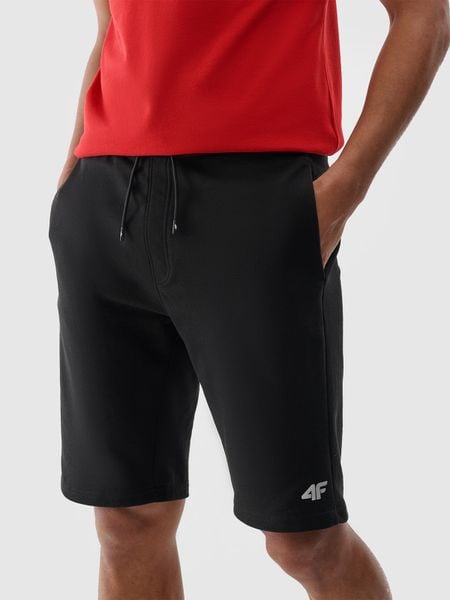 4F Spodenki casual męskie - czarne L. Czarne krótkie spodenki sportowe męskie 4f, l, bez wzorów, z bawełny. Za 99.99 zł.