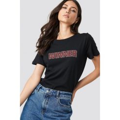 NA-KD T-shirt basic Winners - Black. T-shirty damskie marki NA-KD. Za 32.00 zł.