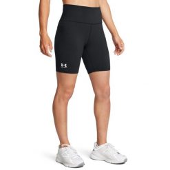 Krótkie spodenki damskie Under Armour Rival. Białe szorty damskie Under Armour, bez wzorów, z podwyższonym stanem. Za 197.50 zł.