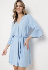Niebieska Sukienka Mini z Paskiem w Talii i Plisowanymi Rękawami Urssalia. Niebieskie sukienki damskie Born2be, na co dzień, bez wzorów, eleganckie, bez kołnierzyka, bez ramiączek, mini, proste. Za 79.99 zł.