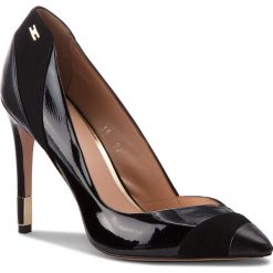 Szpilki ELISABETTA FRANCHI - SA-23F-87E2-V385 Nero 110. Szpilki damskie marki Clarks. W wyprzedaży za 1,359.00 zł.