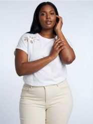 Bawełniana koszulka z ażurowym zdobieniem Plus Size - biały. Białe t-shirty damskie Sinsay, l, z aplikacjami, z bawełny, bez kołnierzyka. Za 25.99 zł.