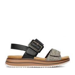 Sandały Remonte. Czarne sandały damskie Remonte, bez wzorów, bez obcasa, na płaskiej podeszwie, bez zapięcia. Za 379.99 zł.