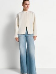 Rich & Royal bluza dresowa Kobiety Sztuczne włókno biały, L. Białe bluzy damskie Rich & Royal, l, bez wzorów, z dresówki, bez kaptura. Za 479.95 zł.