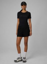 4F Spodenki dresowe damskie - czarne S. Czarne szorty damskie 4f, na lato, s, bez wzorów, z dresówki. Za 129.99 zł.