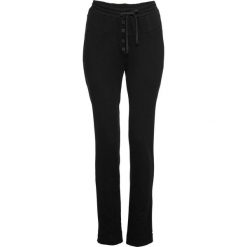 Spodnie dresowe bonprix czarny. Czarne spodnie dresowe damskie bonprix, z dresówki. Za 109.99 zł.