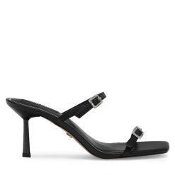 Klapki Nine West. Czarne klapki damskie Nine West, bez wzorów, bez obcasa. Za 143.99 zł.