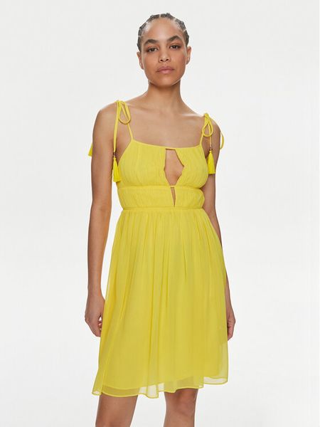 Patrizia Pepe Sukienka letnia 2A2714/A061-Y447 Żółty Regular Fit. Żółte sukienki damskie Patrizia Pepe, na lato, bez wzorów, z syntetyku, bez kołnierzyka, bez ramiączek. Za 1,499.00 zł.