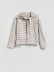 Bluzka z chustką - beżowy. Brązowe bluzki damskie Reserved, l, bez wzorów, z bawełny, bez kołnierzyka, bez ramiączek. Za 99.99 zł.