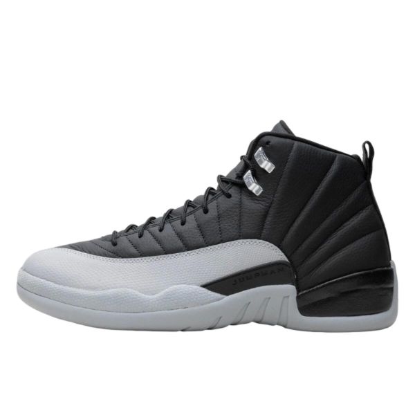 Buty do chodzenia dla dorosłych Air Jordan 12 Retro Black Wolf Grey. Czarne eleganckie półbuty Jordan, ze skóry, eleganckie, bez zapięcia. Za 2,429.44 zł.