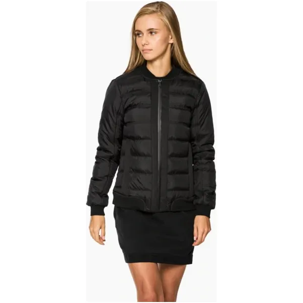 Umbro Kurtka Dolce , czarny, rozmiar M. Czarne kurtki damskie Umbro, m, bez wzorów, z materiału, bez kaptura. W wyprzedaży za 129.99 zł.
