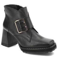 Czarne Botki Armodo Modne Obuwie Damskie. Czarne kozaki damskie Armodo, ze skóry, bez obcasa, na obcasie. Za 399.00 zł.