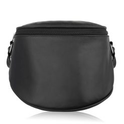 Torebka damska skórzana typu crossbody czarna pojemna Abruzzo ABR-31. Czarne torby na ramię damskie bez wzorów, ze skóry, klasyczne, bez dodatków. Za 179.00 zł.