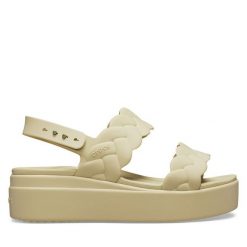 Sandały Crocs. Brązowe sandały damskie Crocs, bez wzorów, bez obcasa, na płaskiej podeszwie, bez zapięcia. Za 199.99 zł.