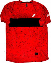 100% Koszulka męska 100% CELIUM LE Jersey krótki rękaw Dark Red roz. M (NEW 2023). Czerwone kurtki męskie 100%, m, bez wzorów, z jersey, bez kaptura. Za 185.51 zł.