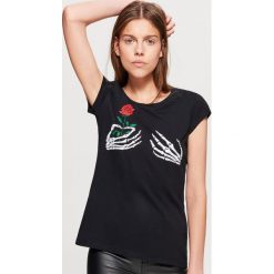 Koszulka z nadrukiem HALLOWEEN - Czarny. T-shirty damskie marki Cropp. Za 19.99 zł.
