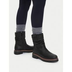 Botki Go Soft. Czarne botki damskie GO SOFT, bez obcasa, na słupku, bez zapięcia. Za 179.99 zł.